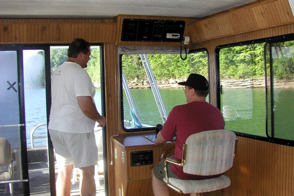 wes_bob_boat.jpg