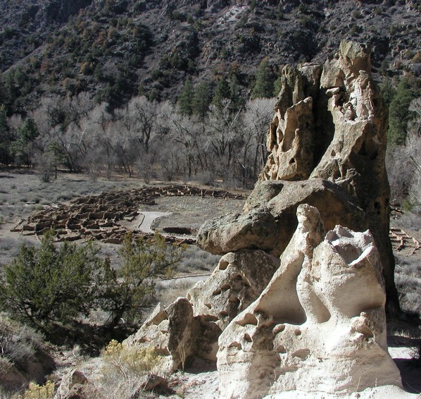 rocks_pueblo.jpg