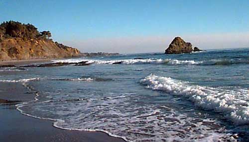 the beach below the Whale Watch Inn